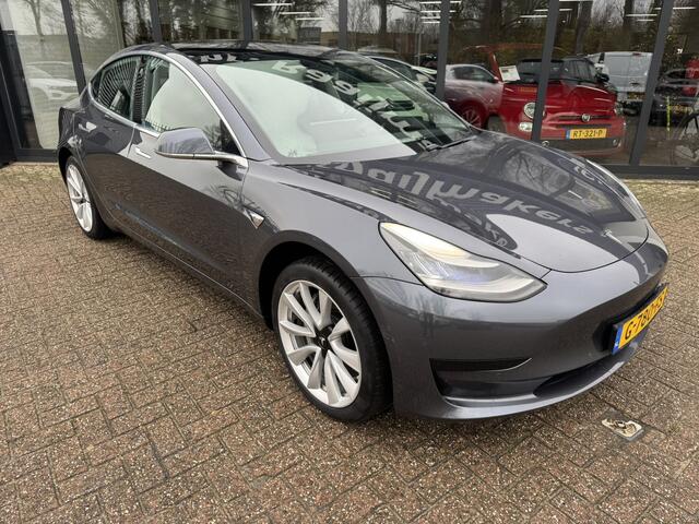 Tesla Model 3 Standard RWD Plus 60 kWh*Autopilot*Trekhaak*87%SOH*