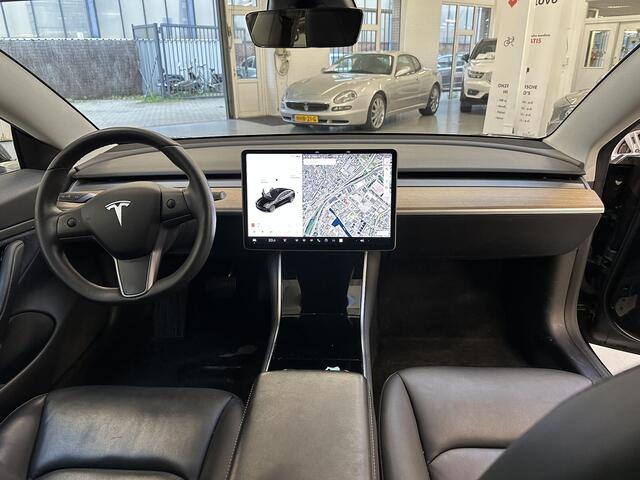 Tesla Model 3 Standard RWD Plus 60 kWh Trekhaak, Tesla,Navi+camera, leder...