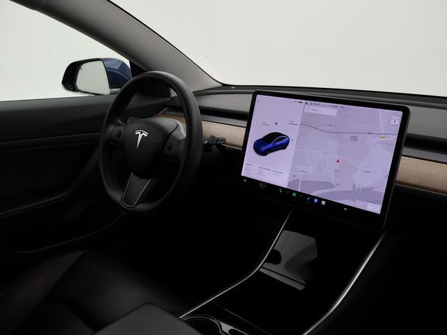 Tesla Model 3 60 kWh RWD *BTW* + LEDER | AUTOPILOT | PANORAMA | 3 CAMERA'S | PRIVACY GLASS