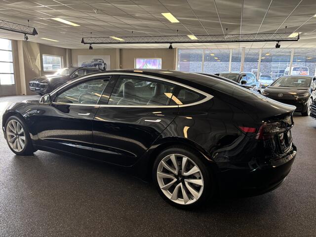 Tesla Model 3 Long Range AWD 75 kWh / 620 km WLTP / Panoramadak / Autopilot / 19 inch / Leer / 351 Pk - Incl BTW -