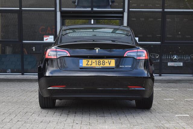 Tesla Model 3 Long Range AWD 75 kWh Tesla Model 3 Long Range Autopilot Pano 19"inch AWD