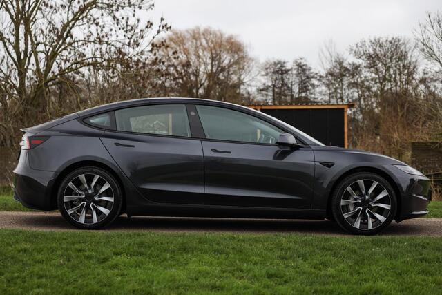 Tesla Model 3 RWD 283 PK Nw Model ? Leder ? Stoelkoeling ? 19inch