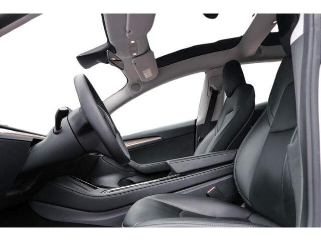 Tesla Model 3 Standard RWD Plus Warmtepomp l Pano l Leder Zwart