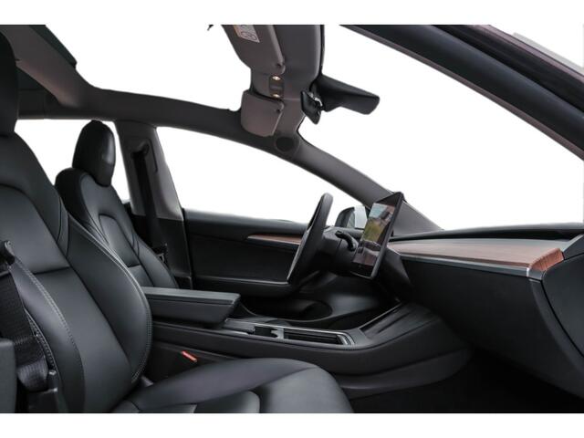 Tesla Model 3 Standard RWD Plus Warmtepomp l Pano l Leder Zwart
