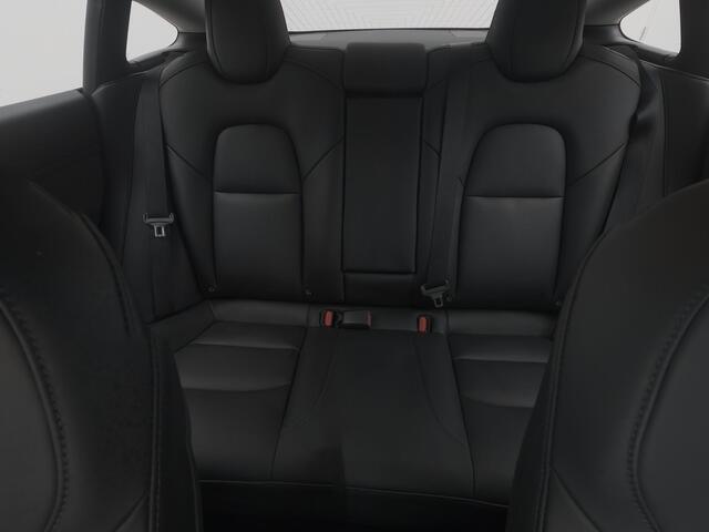 Tesla Model 3 Standard RWD Plus 60 kWh | PANO | KEYLESS | AUTOPILOT | STOEL - STUUR VERWARMING