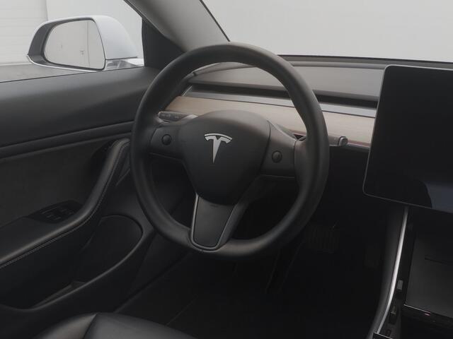 Tesla Model 3 Long Range AWD 75 kWh | PANO | AUTOPILOT | KEYLESS | STOELVERWARMING