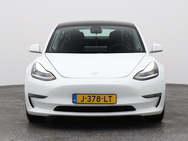 Tesla Model 3 Long Range AWD 75 kWh | PANO | AUTOPILOT | KEYLESS | STOELVERWARMING