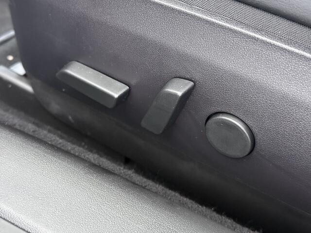 Tesla Model 3 Performance 513pk 0-100 3,4sec AWD Lmv 20" AutoPilot Rode Remklauwen Carbon Spoiler Panoramadak Adaptive Cruise Camera's Leer Pdc Wifi Ecc Elektr.-A-Klep+Stuur+Verst.Stoel+Geheugen Easy Entry Stoel+Bank-Verwarmd Keyless WiFi 75kWh 4WD 1e Eigenaar Origine