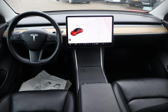 Tesla Model 3 Long Range AWD 75 kWh SOH 87,7%, Autopilot computer 3.0, Cruise control, Stoelverwarming, Trekhaak