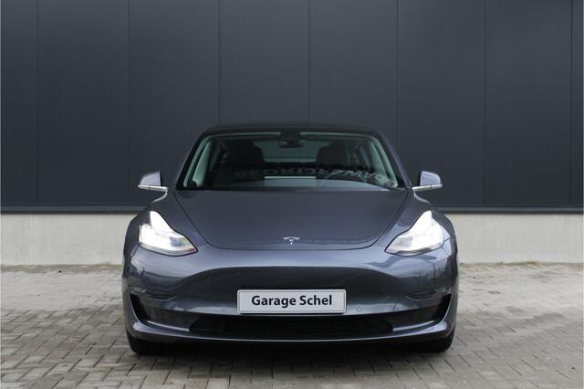 Tesla Model 3 Long Range AWD 75 kWh - Full Self Driving - Autopilot - Winter + zomerbanden + LM velgen - Trekhaak - Pano - Keyless - Leder - Rijklaar