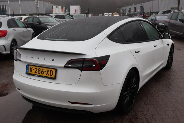 Tesla Model 3 Long Range AWD 75 kWh 92,9% SOH, Warmtepomp, Autopilot computer 3.0, Lichtmetalen wielen, Panoramadak