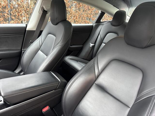 Tesla Model 3 Standard RWD Plus 60 kWh / AUTOMAAT / PANORAMADAK / LEER / 163dkm! NAP!