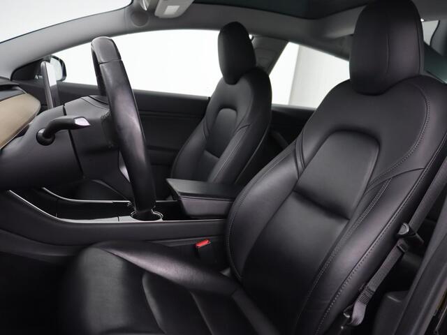 Tesla Model 3 Long Range AWD 75kWh | Panoramadak | Autopilot | Leder | Stoelverwarming | Full LED | Navigatie | Keyless | 18'' | Camera
