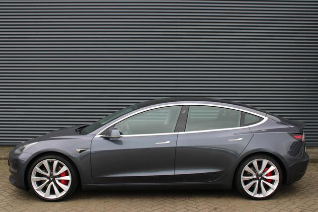 Tesla Model 3 Performance AWD 75 kWh Panoramadak Auto-Pilot Carbon