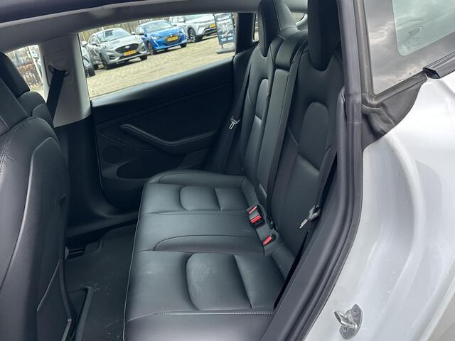 Tesla Model 3 Standard RWD Plus 60 kWh | SOH 93% | VOLLEDIGE TESLA GARANTIE TOT 01-06-2027 OF 80k KM | STOEL VERWARMING VOOR/ACHTER | STUURVERWARMING | NETTE AUTO |