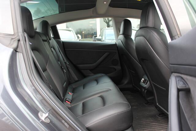 Tesla Model 3 Performance AWD 75 kWh / Autopilot / Panoramadak / Camera / Leder / 20'' / Leder / Premium Audio / Warmtepomp