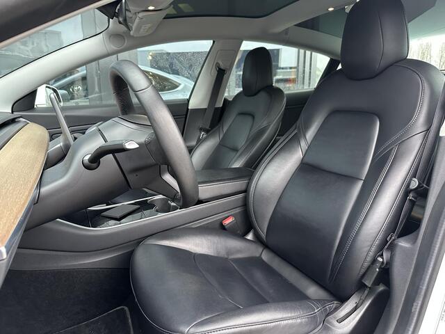 Tesla Model 3 Long Range AWD 75 kWh | Auto Pilot | LUXE | Nette Staat | 2e Eigenaar | NL AUTO |