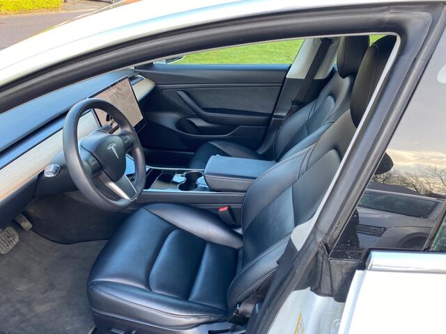 Tesla Model 3 STND.RWD PLUS 60 KWH