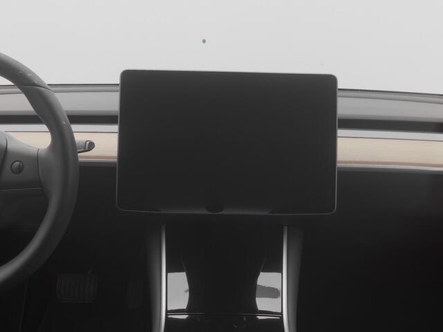 Tesla Model 3 Long Range AWD 75 kWh | PANO | CAMERA | AUTOPILOT | STOELVERW.