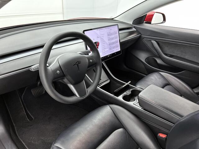 Tesla Model 3 Long Range AWD 75 kWh 19", Panorama, Leder