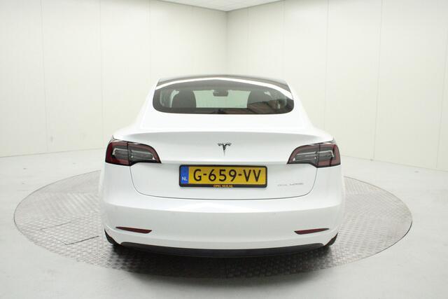 Tesla Model 3 Long Range AWD 75 kWh 93,4 SOH | Trekhaak af fabriek | Autopilot | Panoramadak | Navigatie Fullmap | NL Auto