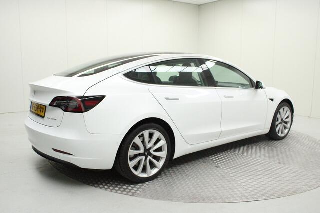 Tesla Model 3 Long Range AWD 75 kWh 93,4 SOH | Trekhaak af fabriek | Autopilot | Panoramadak | Navigatie Fullmap | NL Auto