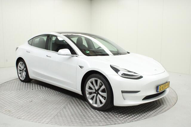 Tesla Model 3 Long Range AWD 75 kWh 93,4 SOH | Trekhaak af fabriek | Autopilot | Panoramadak | Navigatie Fullmap | NL Auto