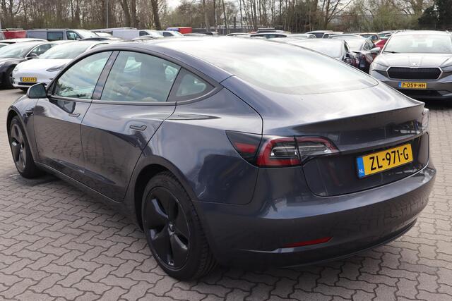 Tesla Model 3 Standard RWD Plus 60 kWh 85,4% SOH, Autopilot computer 2.5, 360 Camera, Auto moet nog gereinigd worden!