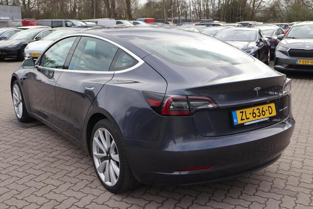 Tesla Model 3 Long Range AWD 75 kWh Lederen interieur, Trekhaak, 360 Camera, Moet nog gereinigd worden.