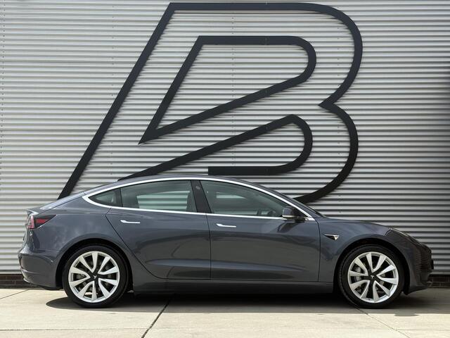 Tesla Model 3 Standard RWD Plus 60 kWh 1e Eigenaar|AutoPilot|Navi|Clima|Cruise|Pano|Stoel verw|N.A.P|APK tot 12-2027