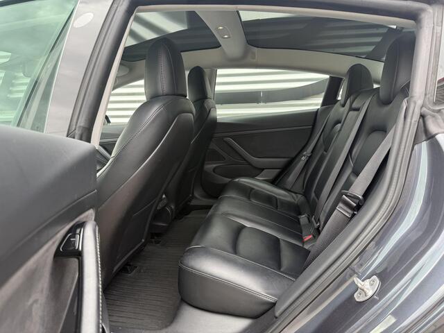 Tesla Model 3 Standard RWD Plus 60 kWh 1e Eigenaar|AutoPilot|Navi|Clima|Cruise|Pano|Stoel verw|N.A.P|APK tot 12-2027