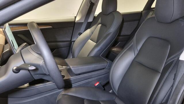 Tesla Model 3 Standard RWD Plus 60 kWh | Stoelverwarming | Panoramadak |