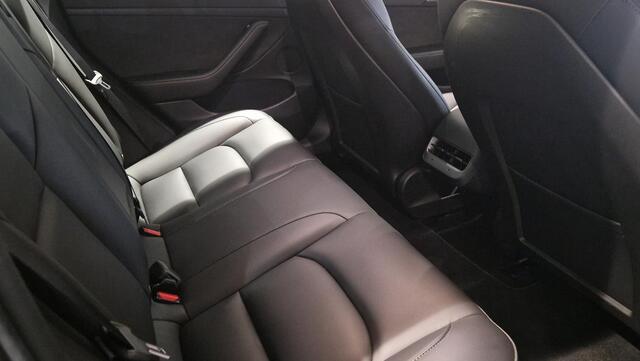 Tesla Model 3 Standard RWD Plus 60 kWh | Stoelverwarming | Panoramadak |