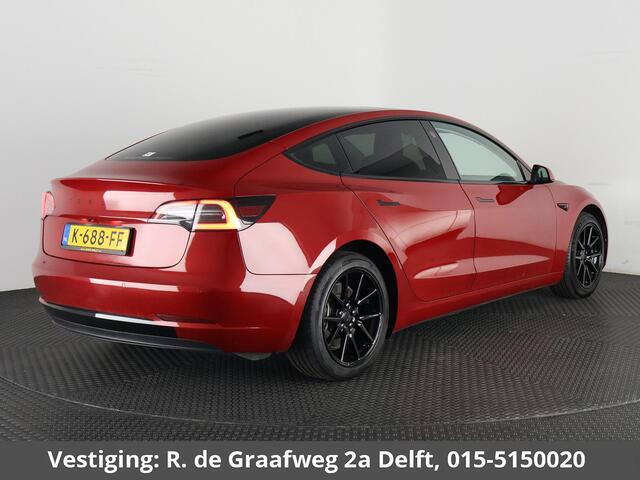 Tesla Model 3 Black Sport Pack RWD Plus 60 kWh 238 PK! | Navigatie | Panoramadak | Camera |