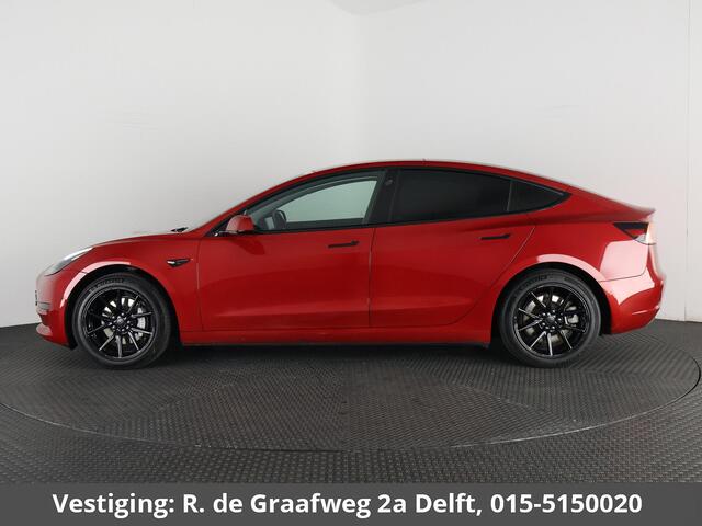 Tesla Model 3 Black Sport Pack RWD Plus 60 kWh 238 PK! | Navigatie | Panoramadak | Camera |