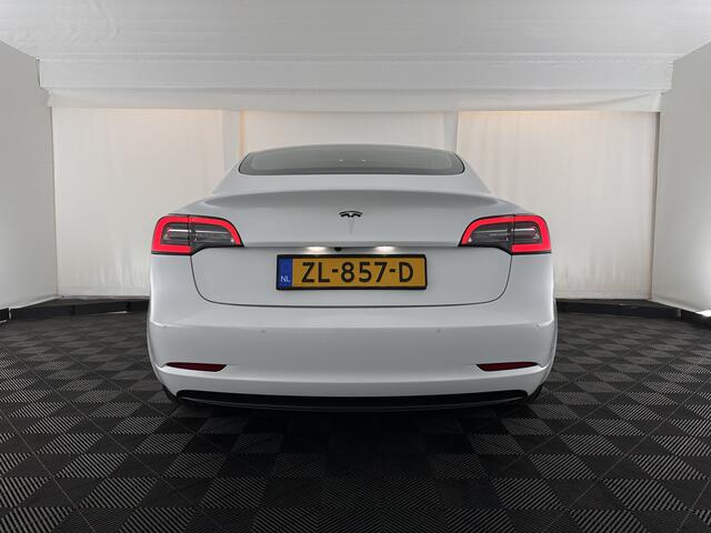 Tesla Model 3 Long Range AWD 75 kWh [ 3-Fase ] (INCL-BTW) Aut. *PANO | AUTOPILOT | LEATHER | KEYLESS | FULL-LED | MEMORY-PACK | TOPVIEW | DAB | CARPLAY | DIGI-COCKPIT | LANE-ASSIST | COMFORTSEATS | 19"ALU*