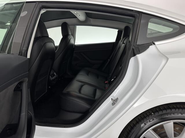 Tesla Model 3 Long Range AWD 75 kWh [ 3-Fase ] (INCL-BTW) Aut. *PANO | AUTOPILOT | LEATHER | KEYLESS | FULL-LED | MEMORY-PACK | TOPVIEW | DAB | CARPLAY | DIGI-COCKPIT | LANE-ASSIST | COMFORTSEATS | 19"ALU*