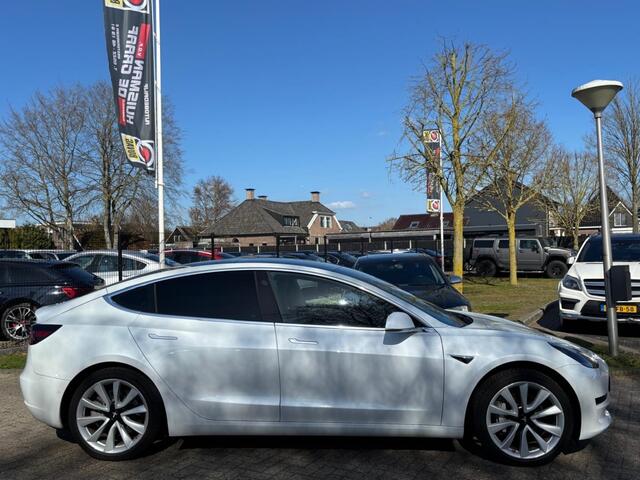 Tesla Model 3 Stnd Parelmoer Wit 60 KWH Autopilot 2019 85.6% SOH