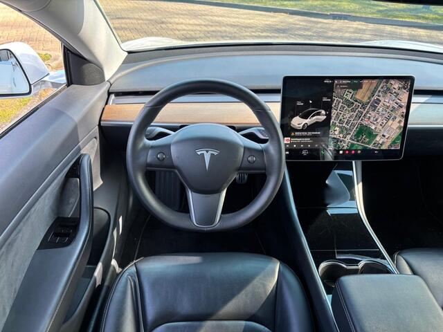 Tesla Model 3 Stnd Parelmoer Wit 60 KWH Autopilot 2019 85.6% SOH
