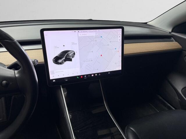 Tesla Model 3 Long Range AWD 75 kWh SOH 85%, Autopilot, Panoramadak, Stoelverwarming