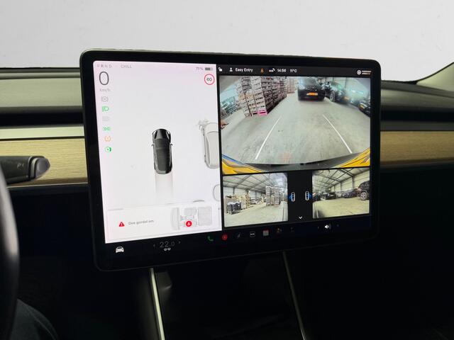 Tesla Model 3 Long Range AWD 75 kWh SOH 85%, Autopilot, Panoramadak, Stoelverwarming