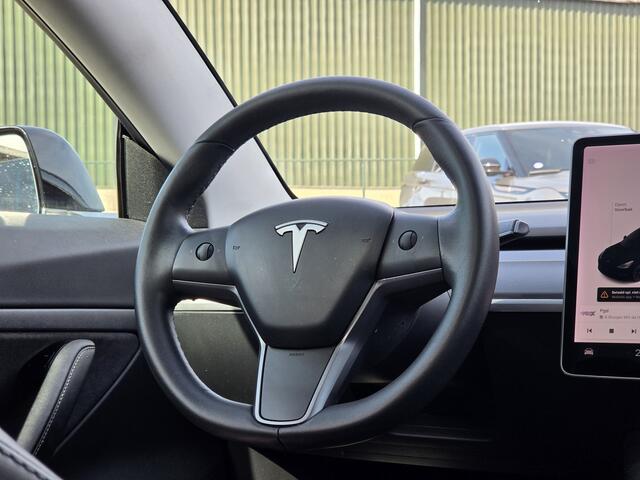 Tesla Model 3 Standard RWD Plus 60 kWh | AutoPilot | Apple carplay | Andriod Auto