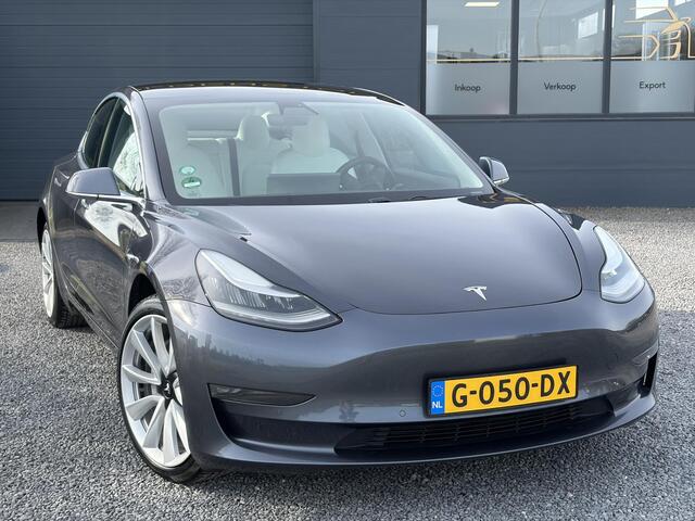 Tesla Model 3 Long Range AWD 75 kWh 2e Eigenaar,Autopilot,Panodak,Leder,360 Camera,Adaptive Cruise,NL Auto,N.A.P,Extra zomer banden,APK tot 09-2027