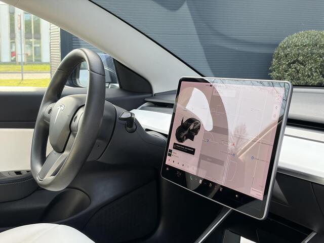 Tesla Model 3 Long Range AWD 75 kWh 2e Eigenaar,Autopilot,Panodak,Leder,360 Camera,Adaptive Cruise,NL Auto,N.A.P,Extra zomer banden,APK tot 09-2027