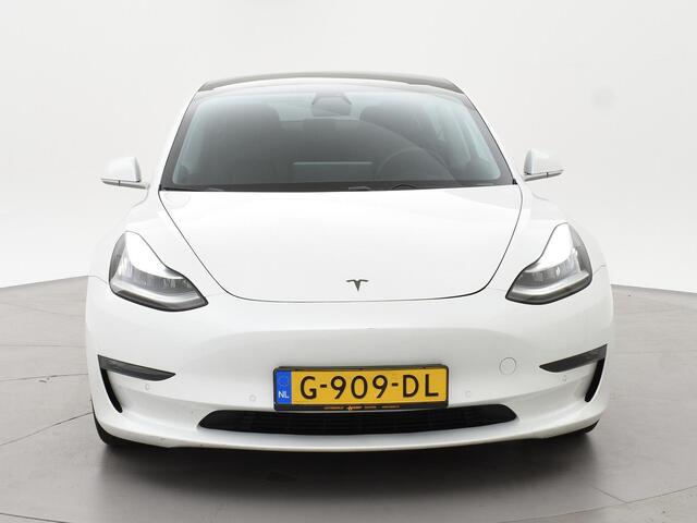 Tesla Model 3 LONG RANGE AWD 75 kWh + CARBON DASHBOARDINLEG | ZWART LEDER | STOELVERW. V+A