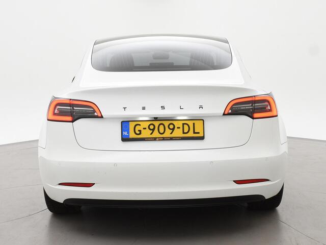 Tesla Model 3 LONG RANGE AWD 75 kWh + CARBON DASHBOARDINLEG | ZWART LEDER | STOELVERW. V+A