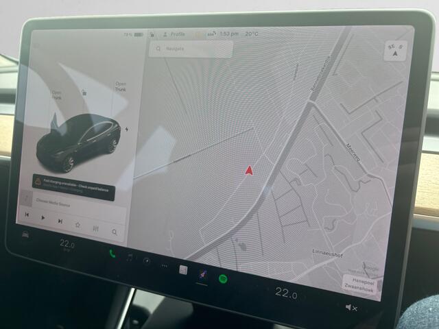 Tesla Model 3 Standard RWD Plus 60 kWh- SOH 90%, 370km Range, Trekhaak, Panoramadak, Auto Pilot