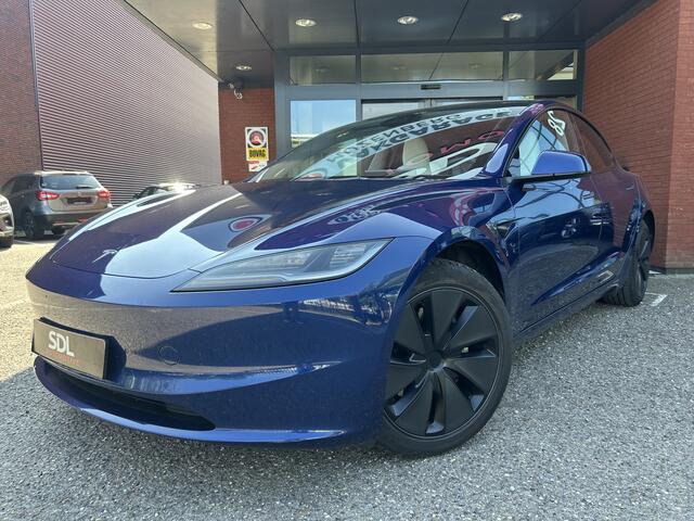 Tesla Model 3 HIGHLAND RWD 60KWH // PANO // CAMERA // ADAPTIVE CRUISE // SFEERVERLICHTING // LEDER