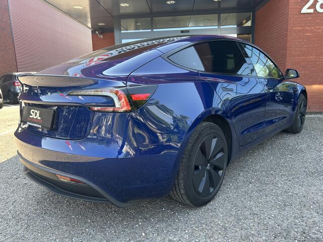 Tesla Model 3 HIGHLAND RWD 60KWH // PANO // CAMERA // ADAPTIVE CRUISE // SFEERVERLICHTING // LEDER