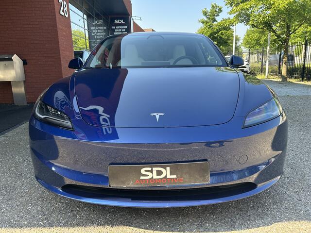 Tesla Model 3 HIGHLAND RWD 60KWH // PANO // CAMERA // ADAPTIVE CRUISE // SFEERVERLICHTING // LEDER